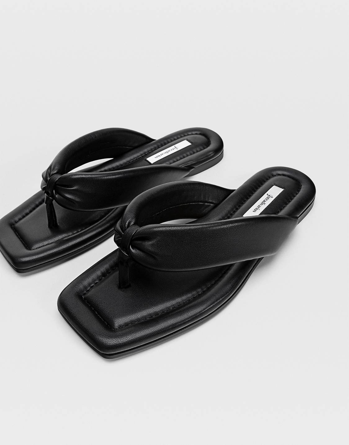 Stradivarious Slippers- Black