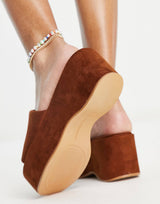 Stradivarious Flatform Mules - Brown