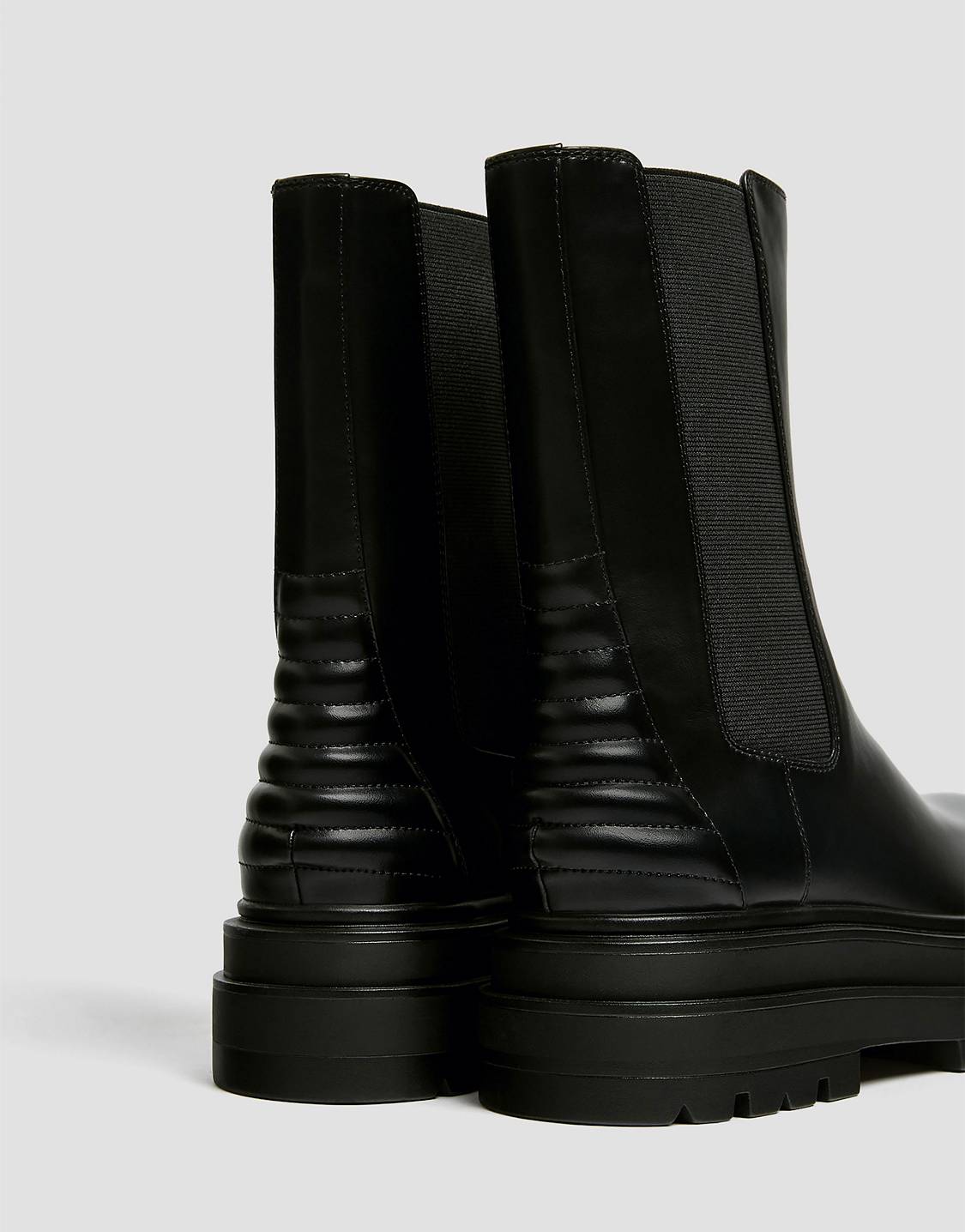 Stradivarious Chunky Sole Chelsea Boots